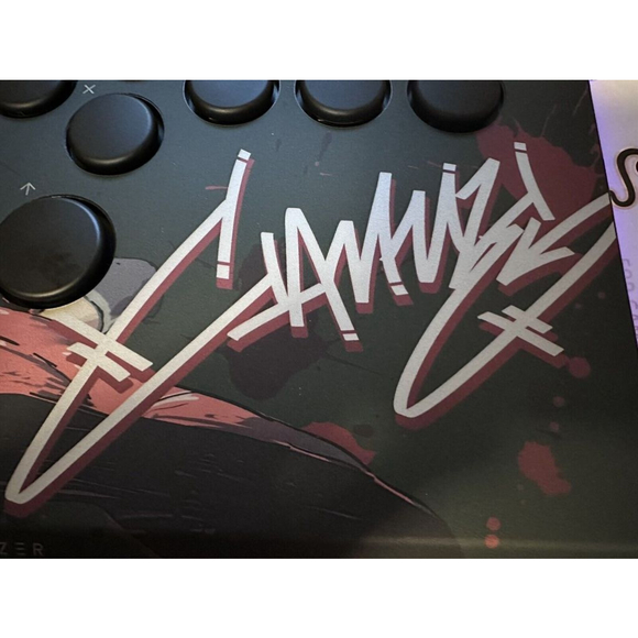 Razer KITSUNE Cammy Edition All-Button Arcade Controller RZ06-05020300-R3U1 - Picture 5 of 6